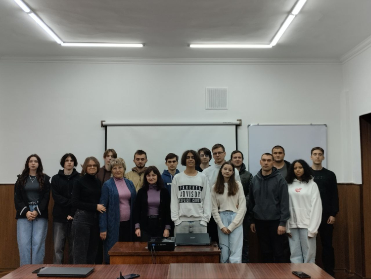 Зустріч із практиком: вчителька інформатики поділилася досвідом роботи з обдарованими учнями