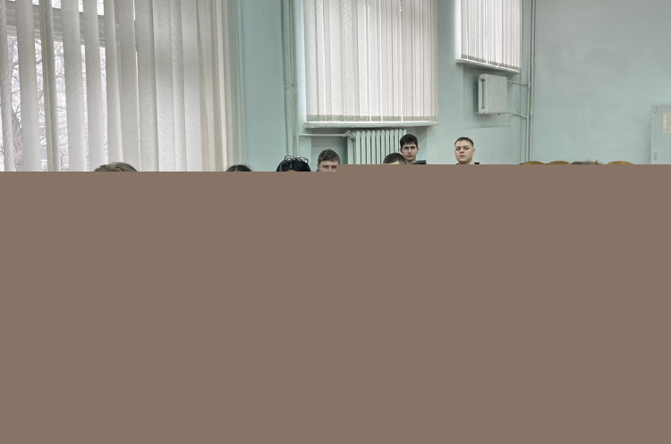 Навички ефективної комунікації в групах опановували студенти
